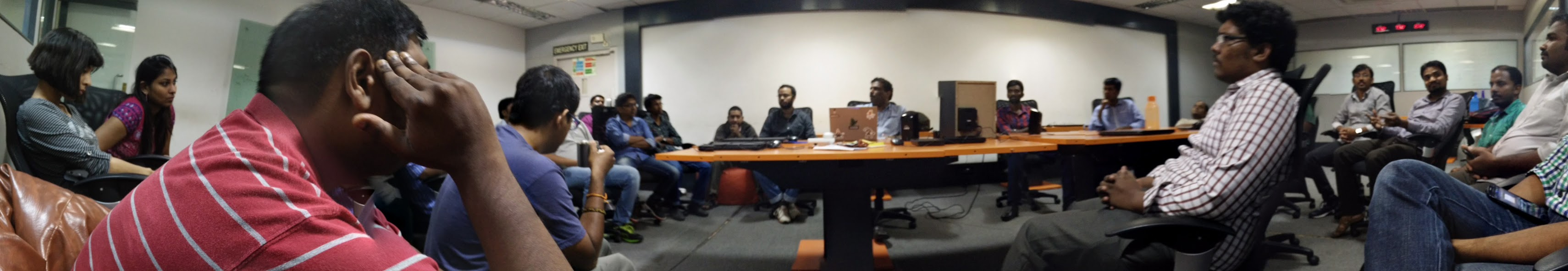G2G session — the team gathered for a lively discussion at Kissflow